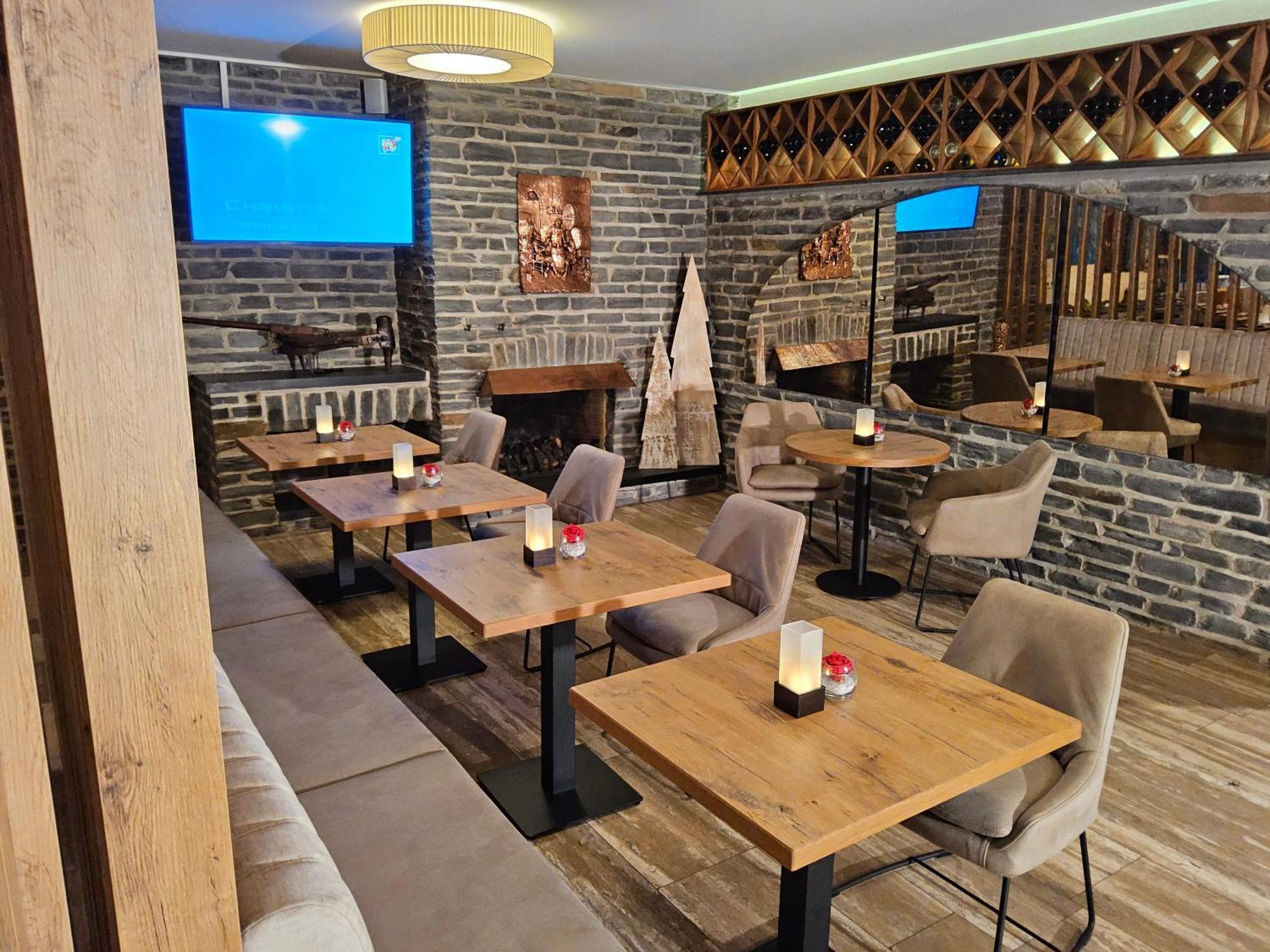 Christiana'S Wein & Art Hotel Bernkastel-Kues Dış mekan fotoğraf