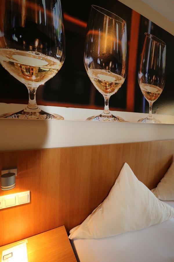 Christiana'S Wein & Art Hotel Bernkastel-Kues Dış mekan fotoğraf