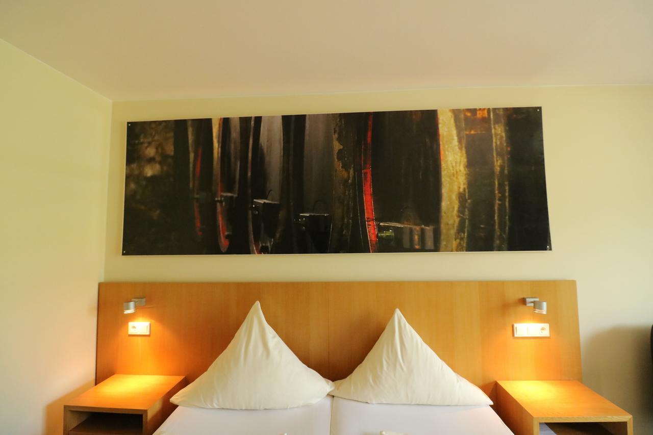 Christiana'S Wein & Art Hotel Bernkastel-Kues Dış mekan fotoğraf