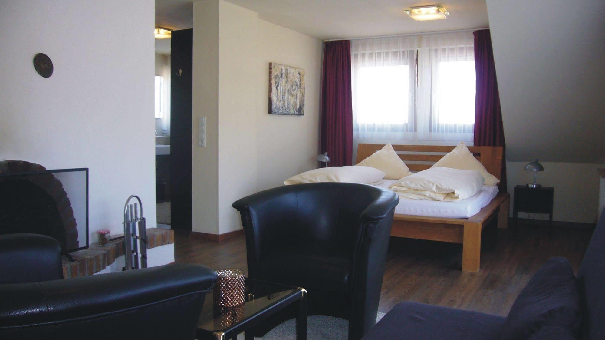 Christiana'S Wein & Art Hotel Bernkastel-Kues Dış mekan fotoğraf