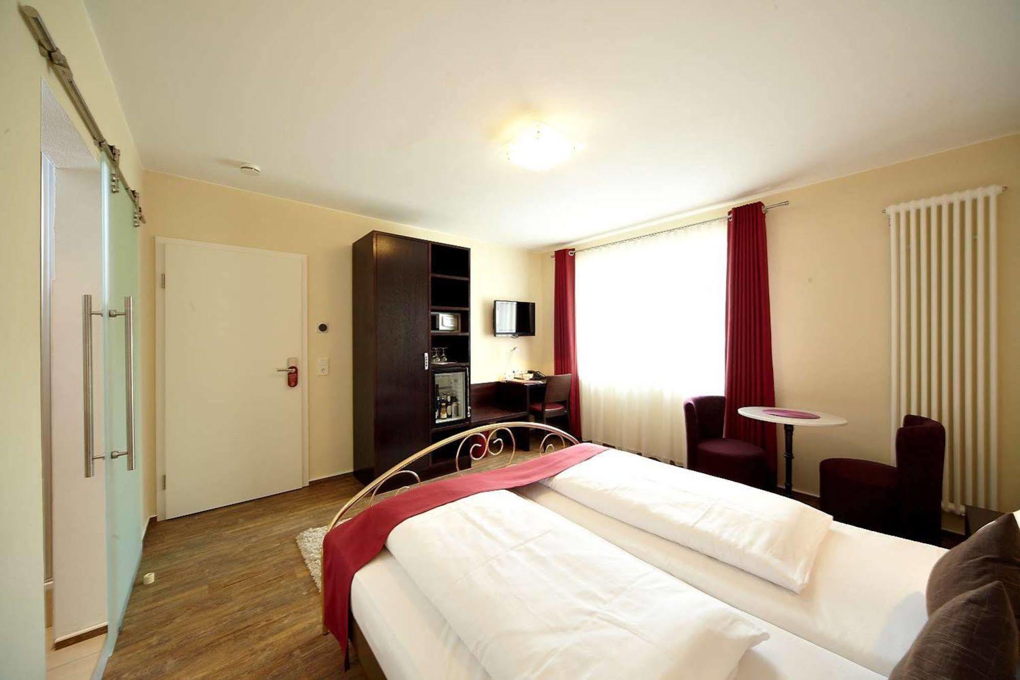 Christiana'S Wein & Art Hotel Bernkastel-Kues Dış mekan fotoğraf